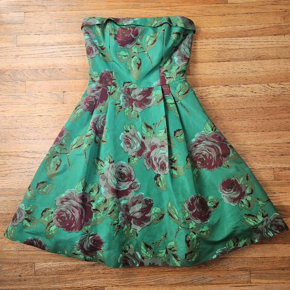 Vintage Betsey Johnson Dress Featured On Sex And The City - Picture 12 of 14